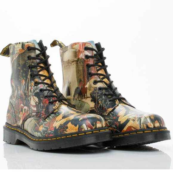 Dr. Martens Men's D'Antonio Pascal Renaissance Leather Boots